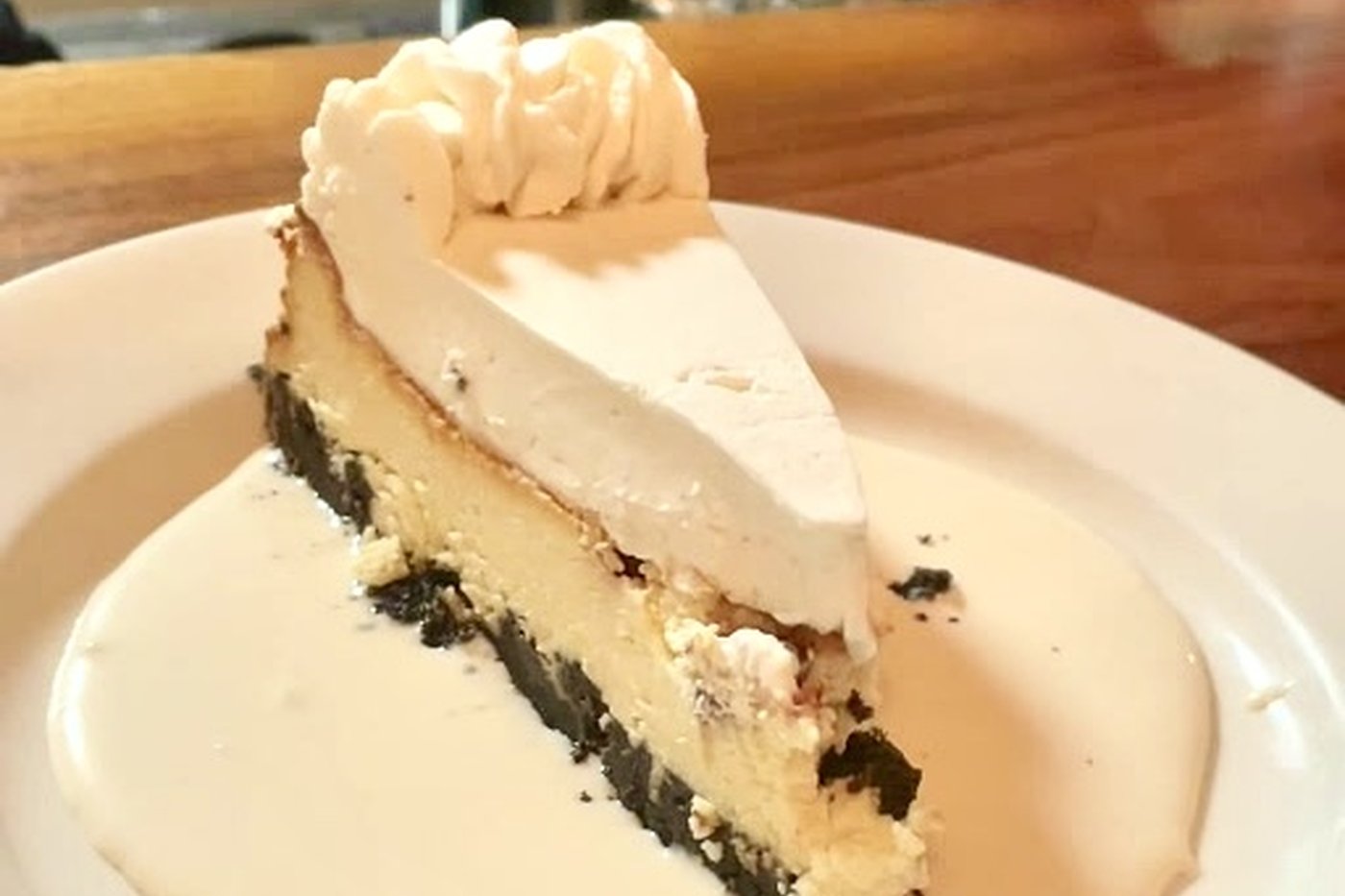 Baileys Irish Cream cheesecake with caramel sauce